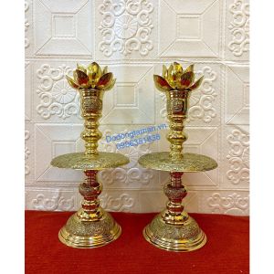 Đôi chân nến đồng vàng cao cấp có hoa sen kép đỡ nến - Đồ thờ phụng cao cấp bằng đồng đồ thờ đồng