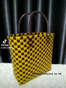 ตะกร้าสาน เส้นพลาสติก กระเป๋าถือ สวย ราคาถูก โทนน้ำตาล ชุดทองสวยทันสมัย แฟชั่นฝาก ที่ระลึก ของขวัญ ราคาถูก,