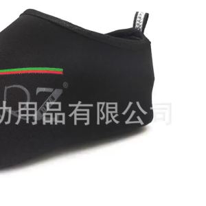 รองเท้าลุยน้ำที่ระบายอากาศได้ดีจากผู้ผลิตโดยตรง รองเท้าลุยน้ำที่แข็งแรง รองเท้าว่ายน้ำชายหาด รองเท้าดำน้ำ รองเท้าฤดูใบไม้ผลิ ฤดูร้อน ฤดูใบไม้ร่วง รองเท้าโต้คลื่น [ จัดส่งฟรี ]