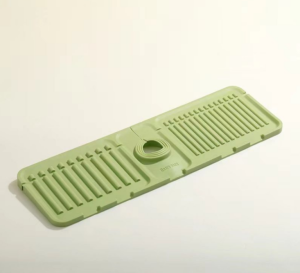 แผ่นซิลิโคนรองก๊อกน้ำ แผ่นรองกันน้ำบนอ่างล้างหน้า กันน้ำกระเซ็น สําหรับอ่างล้างมือในห้องน้ำและห้องครัว