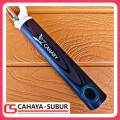 Peeler Pengupas Buah dan Sayur Canary P Motif Kayu Stainless Steel Kupasan Piler Premium. 