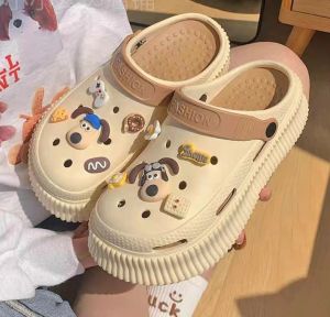 [Free Shipping] Soft-Soled Perforated Shoes For Women With Removable Insoles Suitable For Outdoor Wear Versatile Non-Slip Fashionable Sandals With Internal Height Increase Harajuku Style Beach Shoes