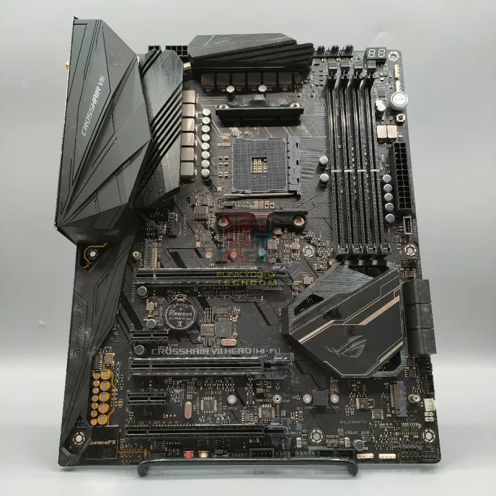 Asus ROG CROSSHAIR VII HERO (Wi-Fi) X470 ATX AM4 Motherboard