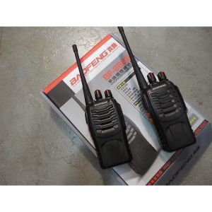 วิทยุสื่อสาร รุ่น 888S  (2เครื่อง)  อุปกรณ์ครบชุด  ไม่ต้องขอใบอนุญาต พร้อมแบตเตอรี่ ส่งไกลสุดได้ 1-10กิโลเมตร