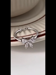 Fashionable White Bowknot Zircon Rings Open Rings for Female Shoppers Adjustable Opening for Versatile Fit