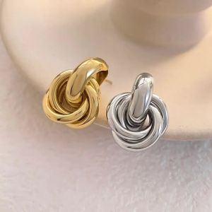 Korean-style twisted thread earrings simple and versatile niche high-end design non-fading popular silver needle earrings 2026