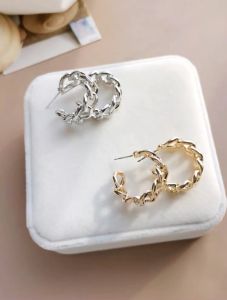 ต่างหูห่วงโซ่สไตล์เกาหลีเรียบง่ายเก๋ๆชุบทองคำขาว