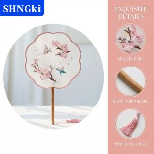 [COD] 🔥🔥🔥SHNGki Hoa Thêu Lụa Vòng Fan Retro Handmade Mái Chèo Cho Phụ Nữ Truyền Thống Ăn Mặc Bên Và Theo Chủ Đề Đạo Cụ Ảnh