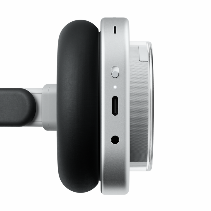 Nothing%20Headphone%20(1)%20-%20Image%207