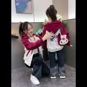 2024Sanrio Kuromi สาวแจ็คเก็ตคลุมด้วยผ้าการ์ตูนน่ารักด้านบนสบายๆหนาขนแกะเสื้อแขนยาวฤดูใบไม้ร่วงฤดูหนาวเสื้อผ้าเด็ก