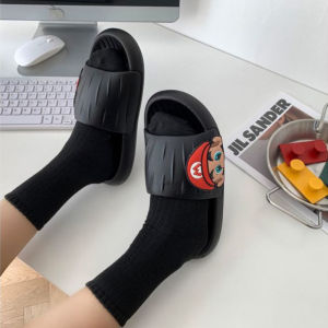 XWshop 📩รองเท้าแตะแฟชั่น รองเท้าสวมลำลอง พื้นนิ่ม ไม่หนาไม่บางมาก ใส่สบายซัพพอร์ตเท้าได้ดี ไม่มีจุดไหนไม่ถูกใจเลยจ้า เลอค่ามาก💯