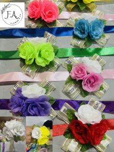 ดอกไม้ข้อมือเพื่อนเจ้าสาว (ดอกกุหลาบบาน3ดอก+ริ้นบินผ้าอย่างดี) พร้อมส่ง ริบบิ้นข้อมืองานแต่ง ข้อมือริบบิ้นดอกไม้ ผูกข้อมืองานแต่ง