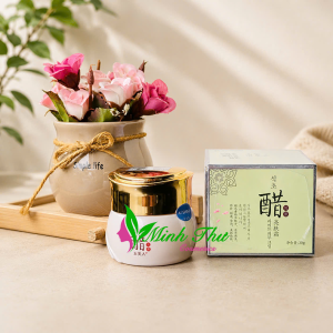 Kem Sâm Aishnji Ngọc Mỹ Nhân 30g - Bí Quyết Cho Làn Da Mềm Mịn Rạng Rỡ