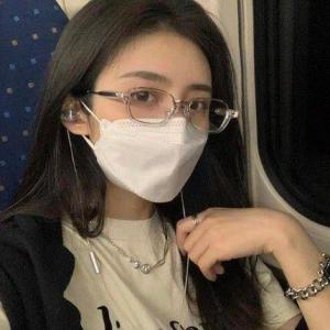 FUNLALA Free 10pcs face mask (random) when you spend over MYR 39