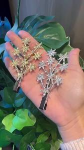 Multipurpose Rhinestones Star Side Hair Clip Decoration for Stylish Girls and Mature Ladies Casual Wear Outfits