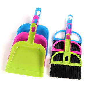 DS Cute mini broom dustpan small broom combo set office desktop laptop keyboard brush clean