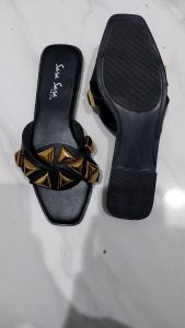 Sara Sara SERA Sandal Platform Selop Flat Ringan Empuk Anti Slip Sendal Wanita Terbaru