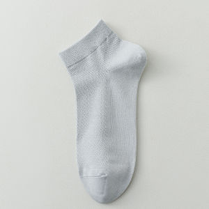 CEEKEY ถุงเท้าผู้ชายฤดูใบไม้ผลิฤดูร้อนตาข่ายเรือถุงเท้าเรียบง่ายสีทึบระบายอากาศถุงเท้าสำหรับผู้ชาย