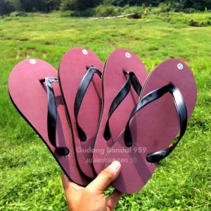 SENDAL JEPIT ANAK CEWEK DAN COWOK LUCU WARNA MAROON TERMURAH