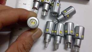 2 bóng Led lùi T15 T16 W16W Cree XBD cao cấp hỏa tiễn siêu sáng