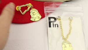 Baseball Cap Pin Pendant Sports Hat Golden Ornament Hat Buddy Pin Engraving God for Boy Outdoor Sports Accessory