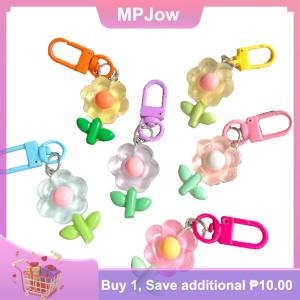 【MPJow】 Colored Flowers Key Chain Transparent Flowers Pendant Key Ring Backpack Charms Car Decoration Bag Accessories