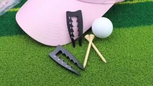 Golf Divot Tool Peralatan golf savetti yang kreatif - YP04【BARANG SPOT】