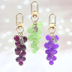 Crystal Grape Charm Keychain Sweet Cool Simulated Fruit Keyring Pendant Bag Hanging Ornament Women Backpack Decorations