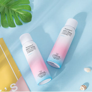 【Buy 1 Take 1】MAYCREATE Whitening Sunscreen Spray Sunblock SPF45+ PA+++ 150ml UV Protection Summer Outdoor Effective UVA Radiation MOFALL Moisturizing Instant Whitening Skin Whitening Spray Brighten Face Body Whitening Sunscreen Spray 150ml