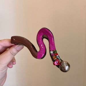 AZDH พลอยเทียมหลากสี กรงเล็บผมผู้หญิง สีตัดกัน การออกแบบบิด กิ๊บติดผมด้านหลัง ชุดคลุมศีรษะ แฟชั่นสำหรับผู้หญิง คลิปฉลามหยักขนาดใหญ่ สำหรับเด็กผู้หญิงอาบน้ำ