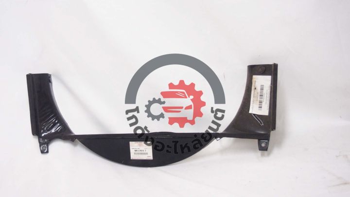 บังลมหม้อน้ำ มิตซูบิชิ สตราด้า ปี 1996-2004 ตัวล่าง (2500cc) [แท้] MITSUBISHI STRADA 1996-2004 โกดังอะไหล่ยนต์ อะไหล่ยนต์ รถยนต์