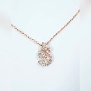 Swarovski111 ICONIC SWAN Necklace Womens Jewelry Necklace No Fade Gift Necklace Silver Pearl Chain Jewelry Necklace Women Girls Christmas Necklace Snowflake Pearl Jewelry Christmas Ornaments Necklace SWAN