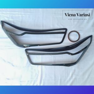 Garnish Depan Raize Rocky Cover Lampu Depan Mobil Toyota Raize Rocky Tahun 2021 Hitam Carbon