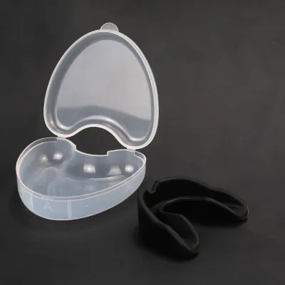 Mouth Guard จัดส่งจากกรุงเทพ ฟันยาง ยางกันฟันนักมวย ฟันยางซิลิโคน ยางครอบฟัน ยางกัดฟัน พร้อมกล่อง ใช้ได้เด็ก/ผู้ใหญ่/นักกีฬา/นักมวย ยาง