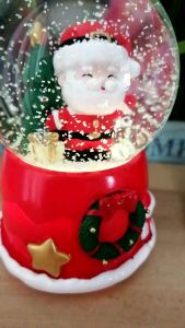 Snowball Natal dan Kotak Musik Sinterklas: Kado Natal Musik yang Menyenangkan