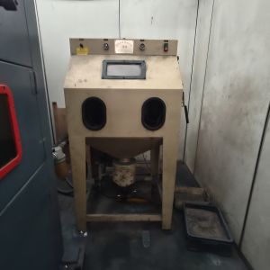 手动喷砂机 1-Nozzle Sandblasting Machine 高效率 · 喷砂均匀 · 节省人工