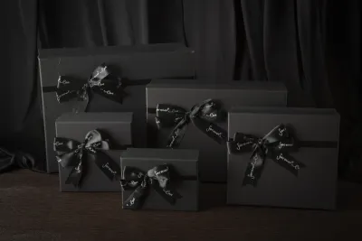 rectangle black color gift box set gift packaging box Valentines giftbox / 黑色礼物盒 长方形礼盒套装 kota hadiah berwarna hitam