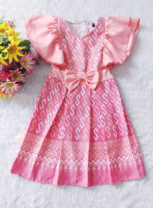 ชุดไทยเด็ก เดรสผ้าไทย เด็ก เดรสซิปหลัง เดรสระบาย ใส่สม๊อคเอวยางยืดด้านหลัง ใส่ชุดแล้วเข้าทรงสวย