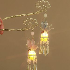 PTK52 ไข่มุกไข่มุก กิ๊บติดผมรูปโคมไฟเรืองแสง ไฟแอลอีดี เรืองแสงสีเงิน โคมไฟ LED ติดผมมีพู่ห้อย สไตล์โบราณ สไตล์จีนจีน กิ๊บติดผมผีเสื้อ สำหรับผู้หญิง