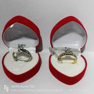 BEST SELLER !!! Cincin Couple Permata bisa untuk Pernikahan/Tunangan/lamaran dapat 2 pcs FREE BOX/Cincin couple Titanium Permata {bisa bayar ditempat}