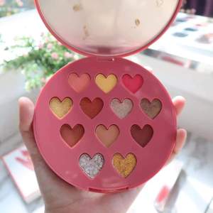 VIBE 12色眼影盘 12 Colours Eyeshadow 正品清货