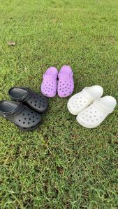รองเท้า Crocs ของผู้หญิงสินค้าถ่ายรูปจากสินค้าจริงมีของพร้อมส่งค่ะ