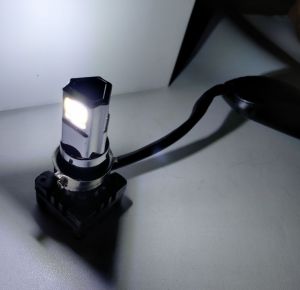 Lampu 3 sisi LED universal
