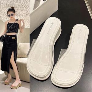 Dép Sandal Nữ Xỏ Ngón PVC Trong Suốt Đen Phong Cách Ý Dép Nữ Đế Cao Quai Trong DU08