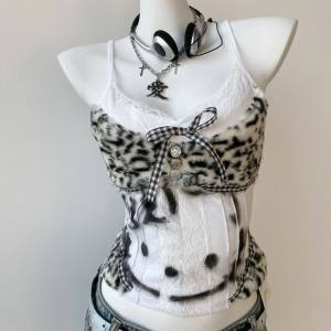 Vintage y2k Spicy girl Shibuya camisole with American-style kitten print patchwork leopard print and lace detailing a trendy and figure-hugging top