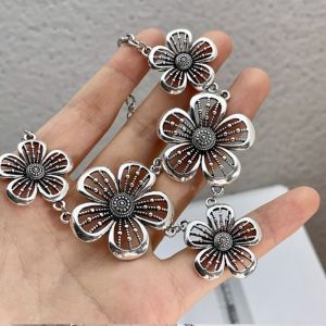 IDEAL จี้ห้อยคอ สร้อยคอดอกไม้โบฮีเมียน เป็นรูกลวง เสน่ห์เสน่ห์ โซ่สเวตเตอร์ แฟชั่นสำหรับผู้หญิง ตกแต่งด้วยการตกแต่ง สร้อยคอชาติพันธุ์ Boho สำหรับผู้หญิง