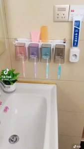 Giá Đựng Bàn Chải Đánh Răng Gắn Tường Đa Năng Phong Cách Hàn Quốc Có Kèm 4 Cốc Và Khay Nặn Kem Đánh Răng