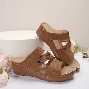 [Free Shipping] Fish-Mouth Thick-Soled Ultra-Lightweight Height-Increasing Slippers Plus-Size Wedge-Heeled Floral Slippers For Women