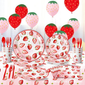 สตรอเบอร์รี่ตกแต่งงานเลี้ยงวันเกิดพรรคซัพพลายจานกระดาษทิชชู่ถ้วยกระดาษผ้าปูโต๊ะธง