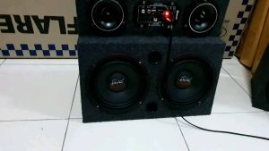 ชุดตู้ลำโพงบลูธูทสำเร็จรูป 6.5 นิ้ว + ทวิสเตอร์แหลม 4 นิ้ว พร้อมแอมป์ ใช้ได้ทั้งไฟ 12/24 และ ไฟบ้าน เชื่อมต่อ AUX/USB/ SD Card สร้างรสชาติ ราคาสามารถปรับแต่งเพิ่มเติมตามต้องการได้